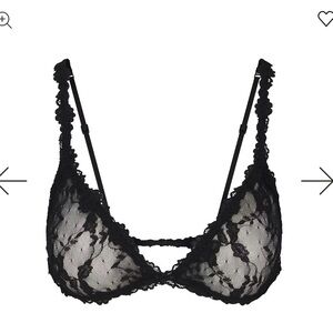 NWT skims stretch lace triangle bralette